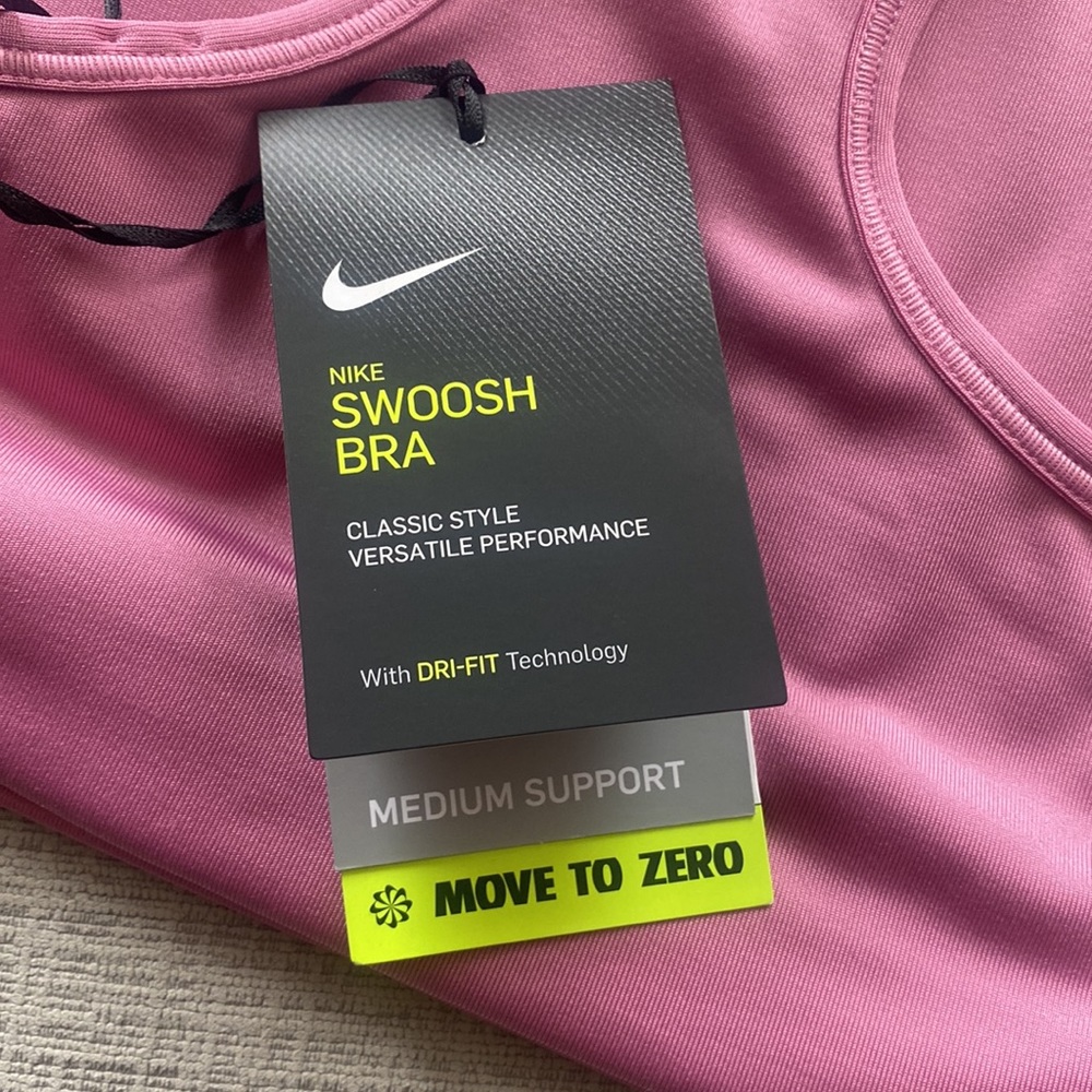 Women’s Nike Swoosh Sports Bra Medium Support - Picture 3 of 6